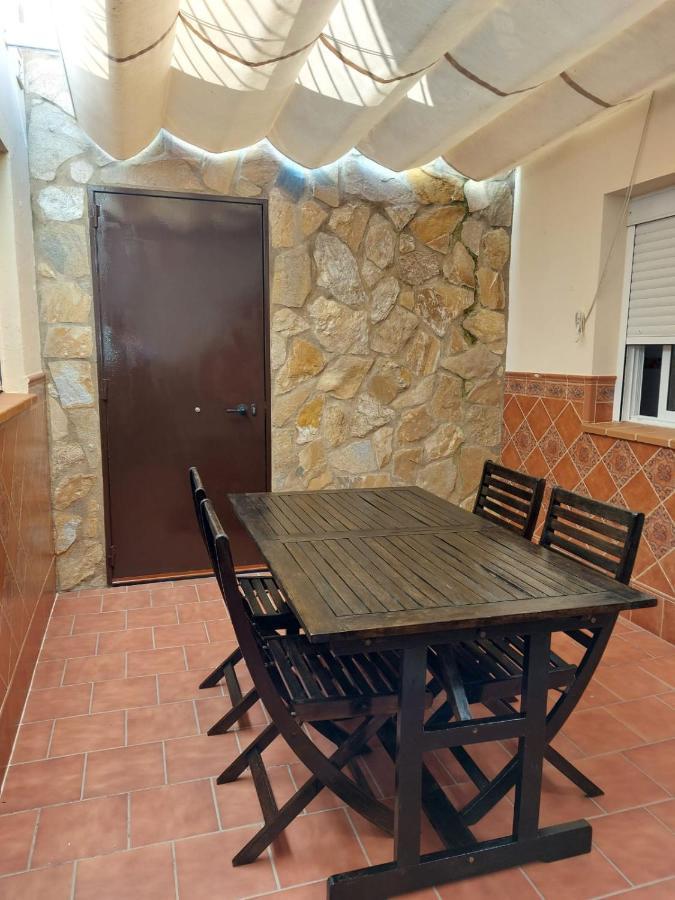 Duplex En San Bartolome De La Torre Villa Exterior photo